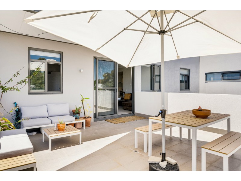 10/496 Fitzgerald Street, North Perth WA 6006