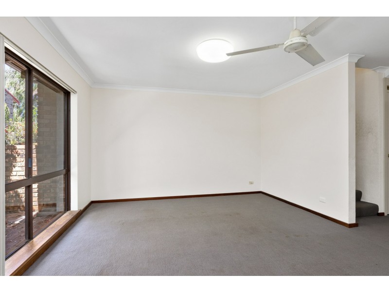 5/7 Fisher Street, Rockingham WA 6168