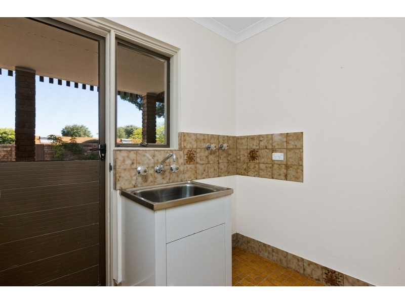 5/7 Fisher Street, Rockingham WA 6168
