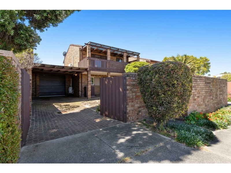 5/7 Fisher Street, Rockingham WA 6168