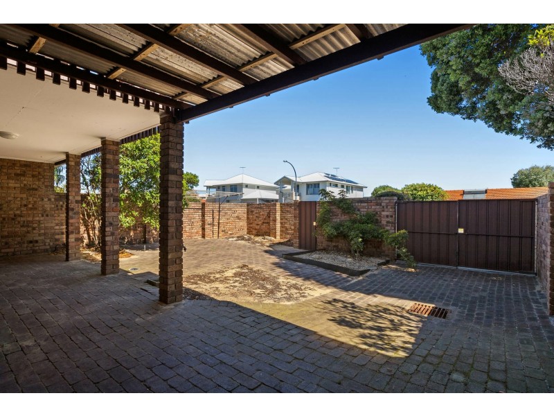 5/7 Fisher Street, Rockingham WA 6168