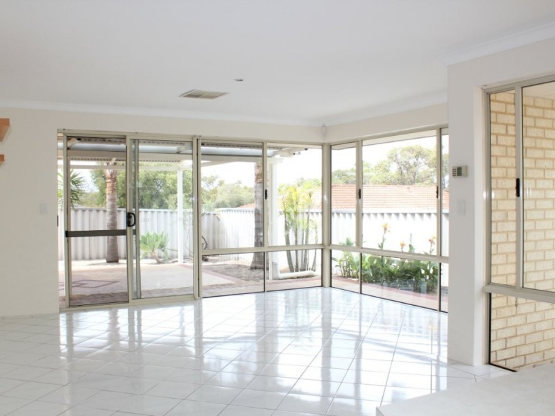 13 Centaury Close, Beeliar WA 6164