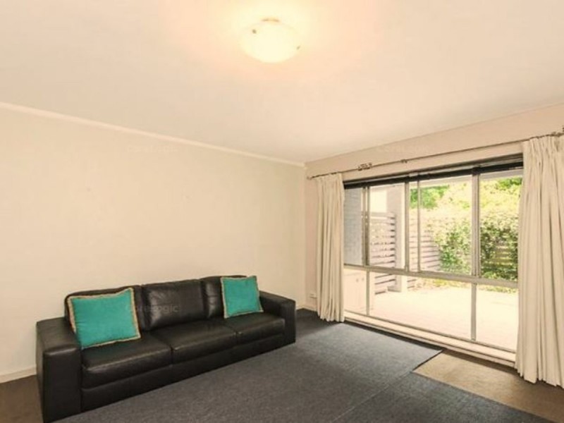 2/34 Cunningham Terrace, Daglish WA 6008