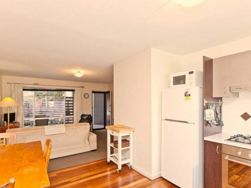 2/34 Cunningham Terrace, Daglish WA 6008