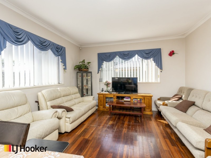 9A Tonbridge Way, Thornlie WA 6108