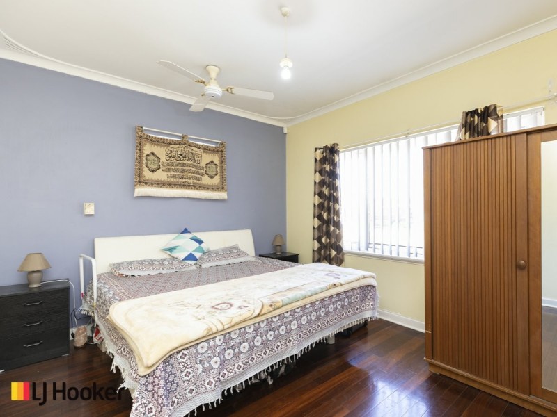 9A Tonbridge Way, Thornlie WA 6108