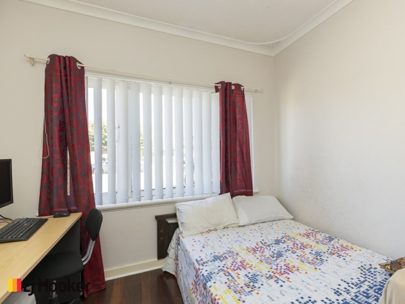 9A Tonbridge Way, Thornlie WA 6108