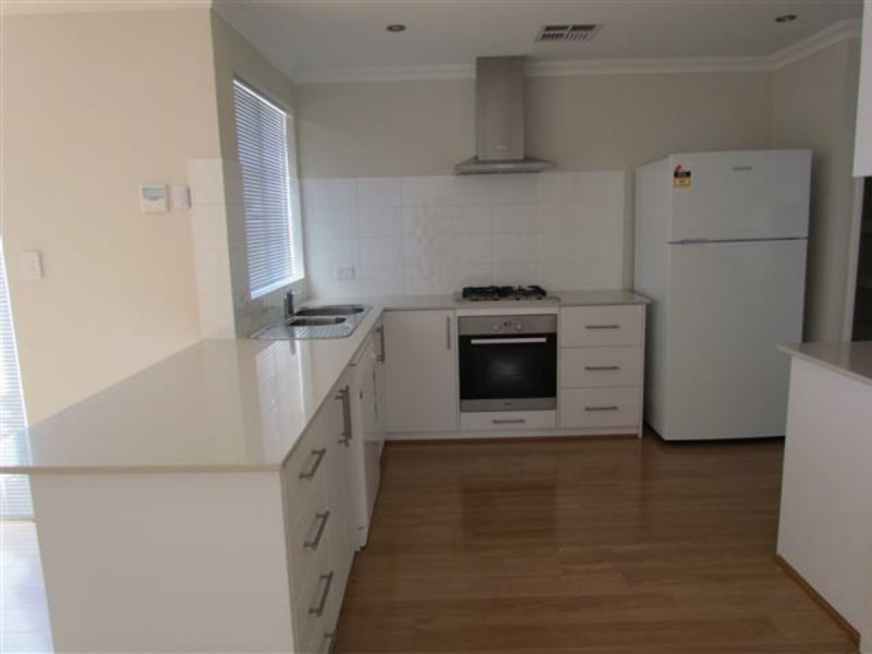 1/9 Surrey Road, Wilson WA 6107