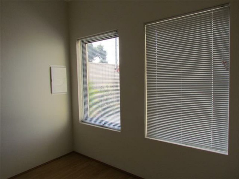 1/9 Surrey Road, Wilson WA 6107