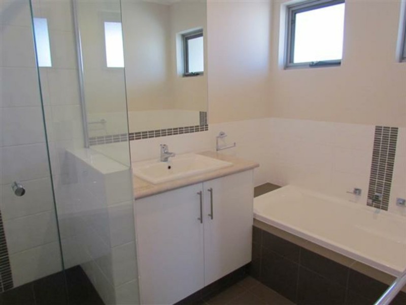 1/9 Surrey Road, Wilson WA 6107