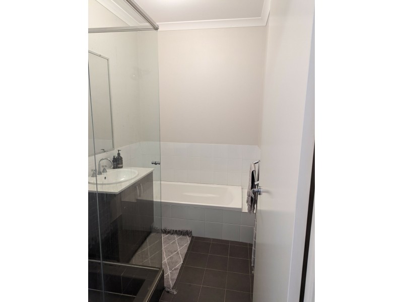 20b Adela Place, Spearwood WA 6163