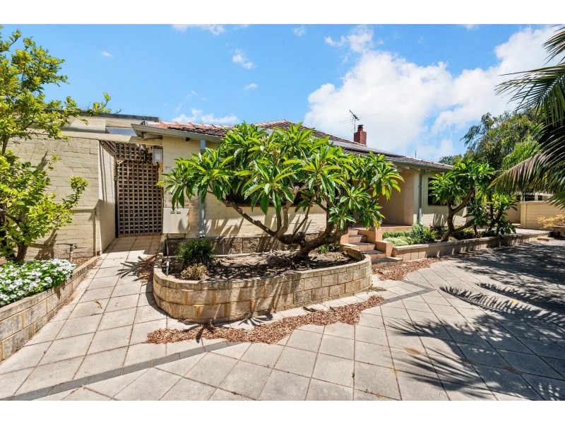 143 Parkin Street, Rockingham WA 6168