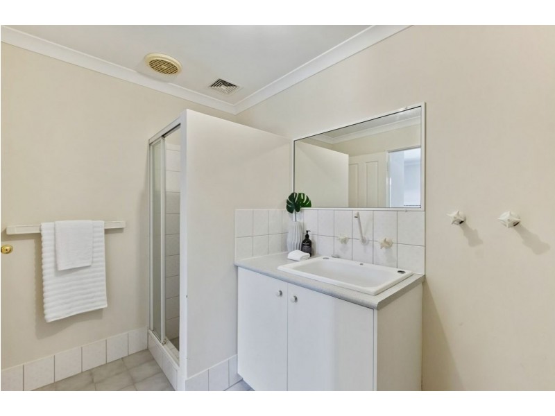 2/60 Griffin Crescent, Manning WA 6152