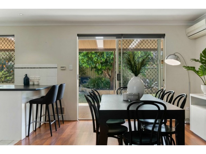 2/60 Griffin Crescent, Manning WA 6152