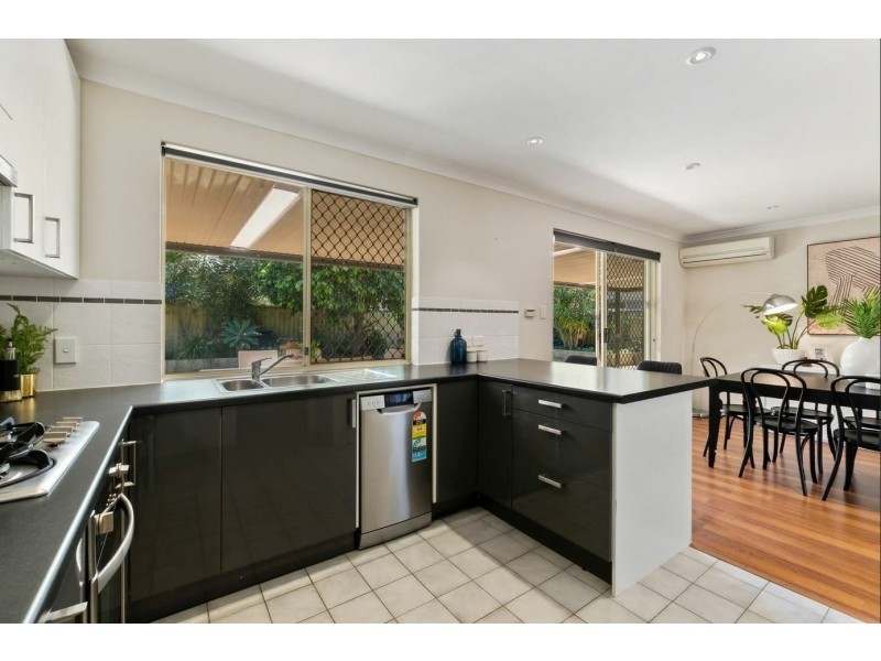 2/60 Griffin Crescent, Manning WA 6152