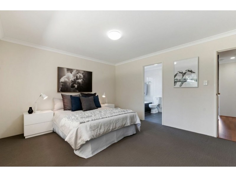 2/60 Griffin Crescent, Manning WA 6152