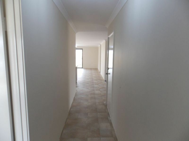 68 Bellingham Road, Hammond Park WA 6164