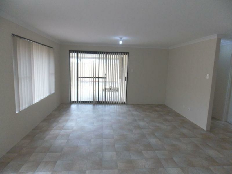 68 Bellingham Road, Hammond Park WA 6164