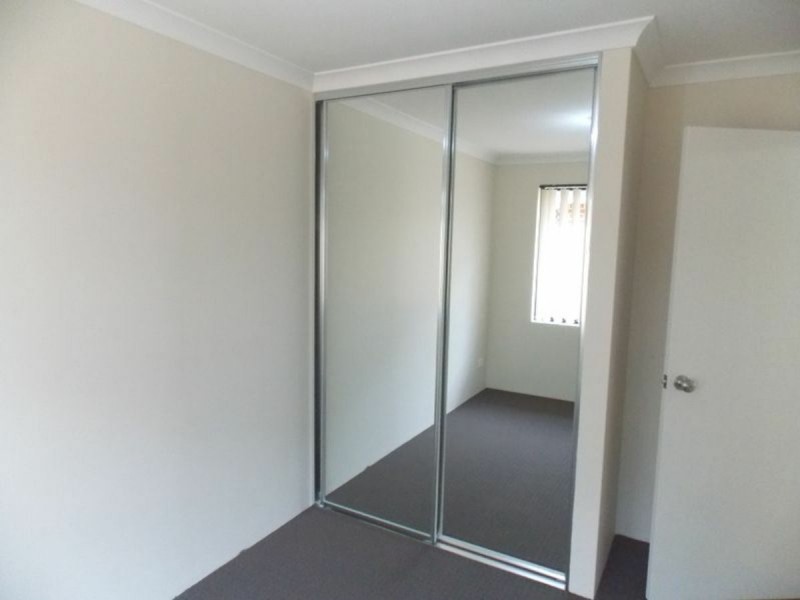 68 Bellingham Road, Hammond Park WA 6164