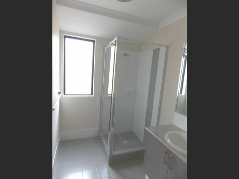 68 Bellingham Road, Hammond Park WA 6164