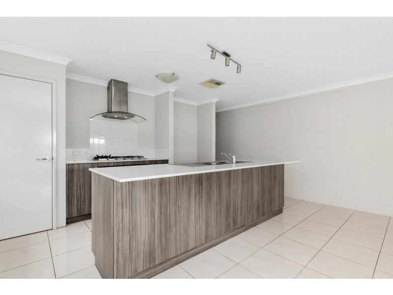 30 Ewens Pass, Wandi WA 6167