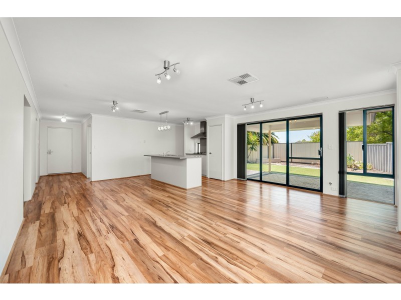 3A Binney Rise, South Lake WA 6164
