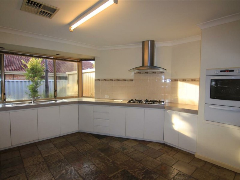 6 Purser Cove, Murdoch WA 6150