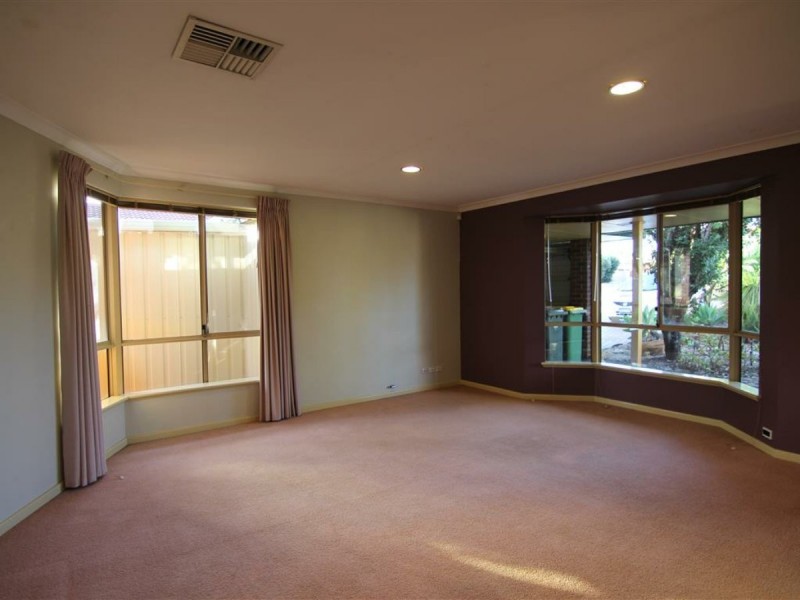 6 Purser Cove, Murdoch WA 6150