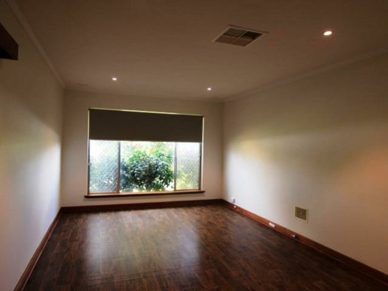 14 Rhonda Avenue, Willetton WA 6155