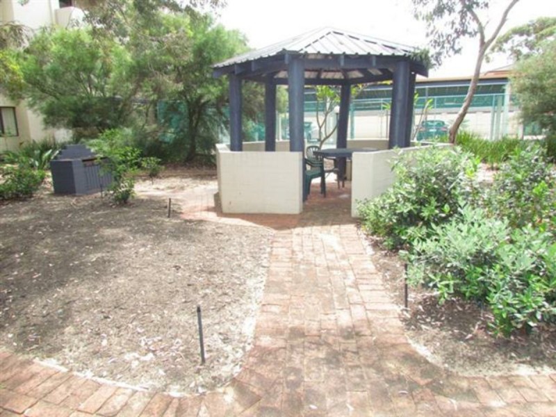 22/4 Manning Terrace, South Perth WA 6151