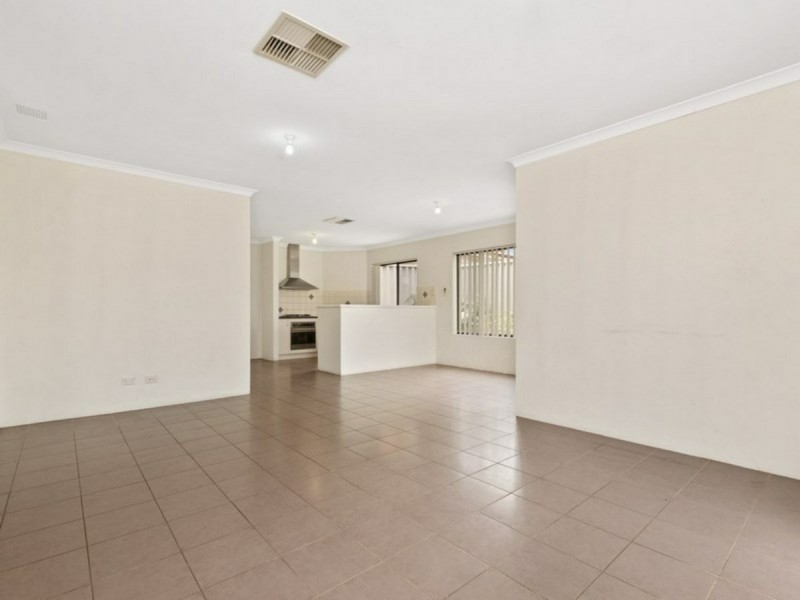 3/27 Parsons Street, Embleton WA 6062