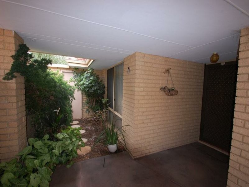12/68 Tribute Street East, Shelley WA 6148