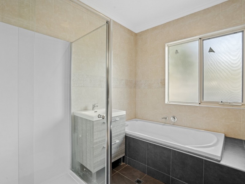3238 Albany Highway, Mount Nasura WA 6112