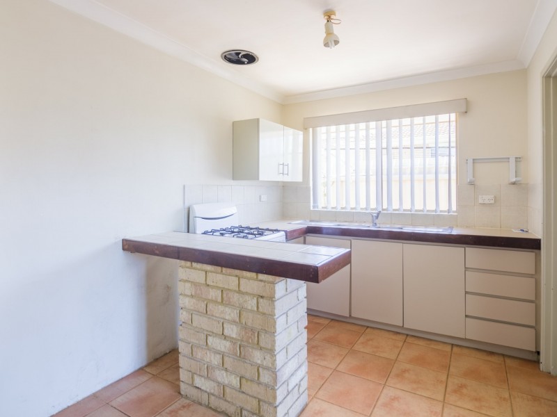 1/182 Fern Road, Wilson WA 6107