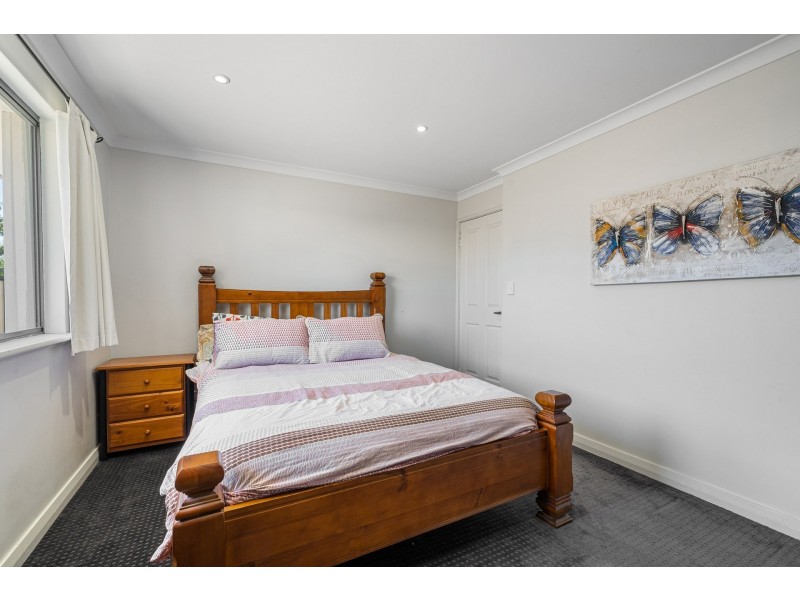 7 & 7a Cavendish Way, Parkwood WA 6147