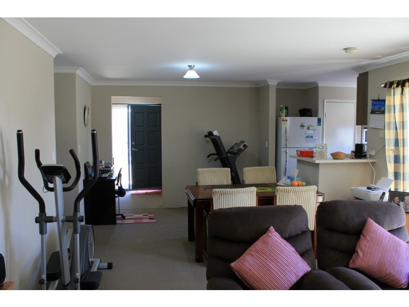 25/191 Railway Avenue, Kelmscott WA 6111