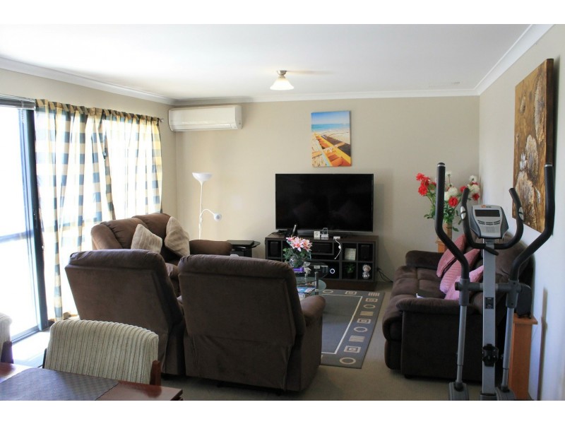 25/191 Railway Avenue, Kelmscott WA 6111