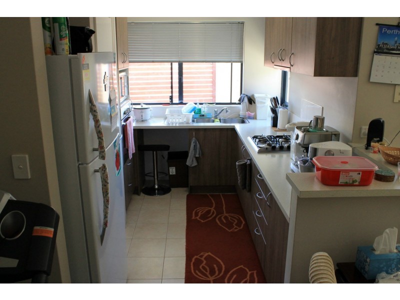 25/191 Railway Avenue, Kelmscott WA 6111