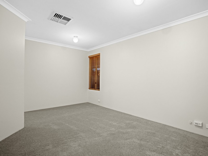 45 Seminole Gardens, Seville Grove WA 6112