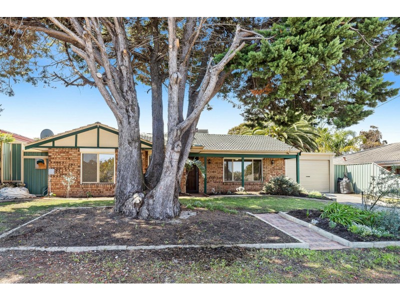 14 Glenbawn Drive, South Lake WA 6164