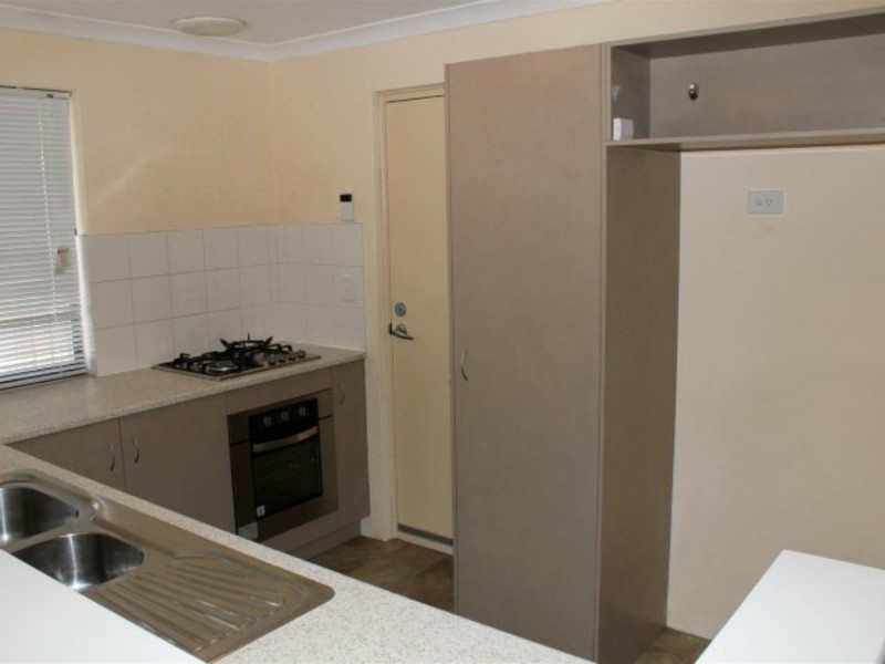 3 Edsell Entrance, Brookdale WA 6112