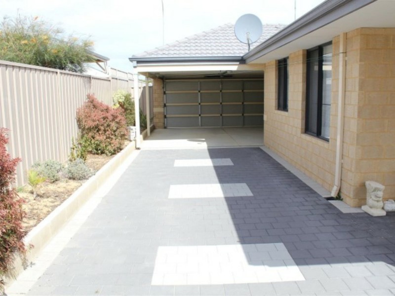 3 Edsell Entrance, Brookdale WA 6112