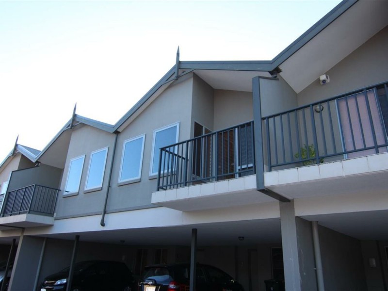 2/39 Simpson Street, Applecross WA 6153