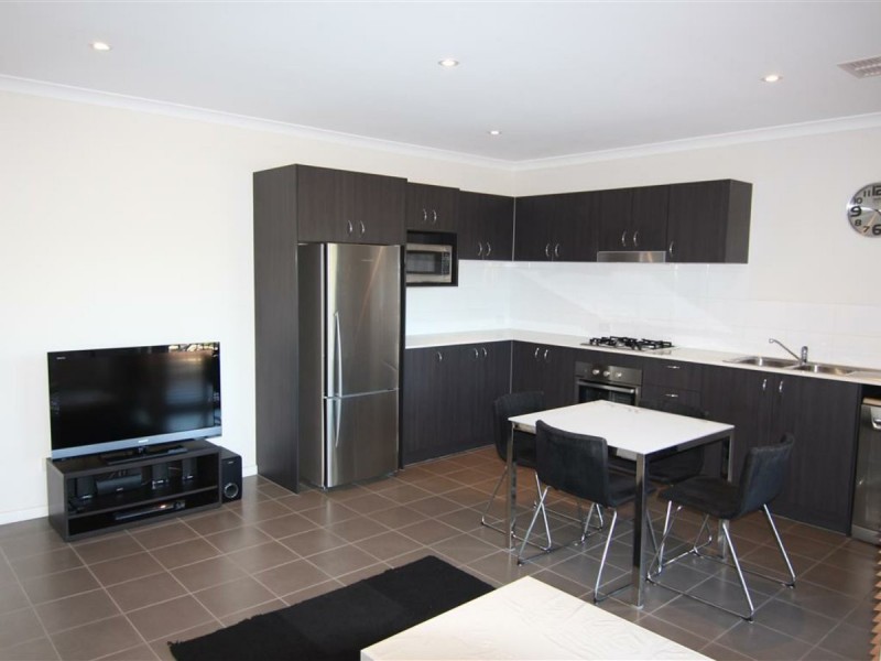 2/39 Simpson Street, Applecross WA 6153