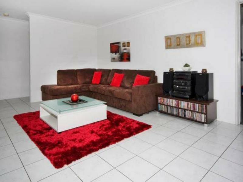 8 Shoalhaven Rise, Success WA 6164