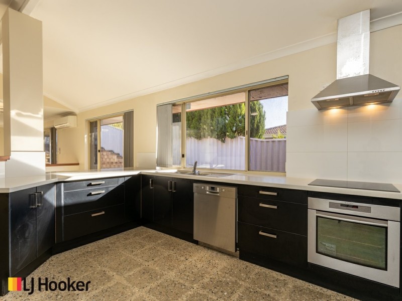 68 Calley Drive, Leeming WA 6149