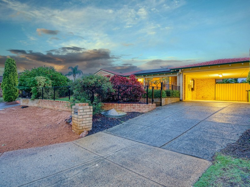 7 Palm  Court, Thornlie WA 6108