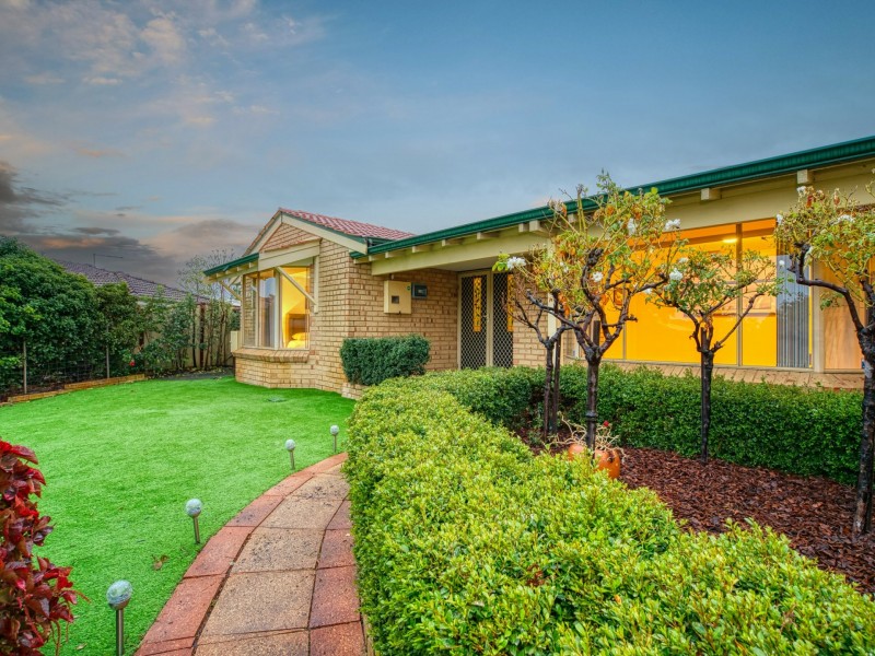 7 Palm  Court, Thornlie WA 6108