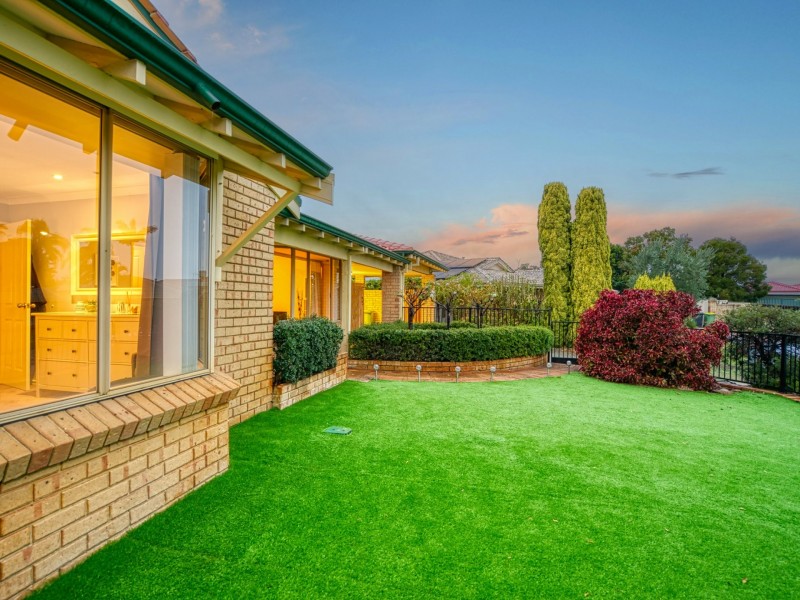 7 Palm  Court, Thornlie WA 6108