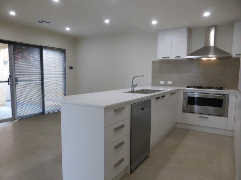 42a Rushton Street, Burswood WA 6100